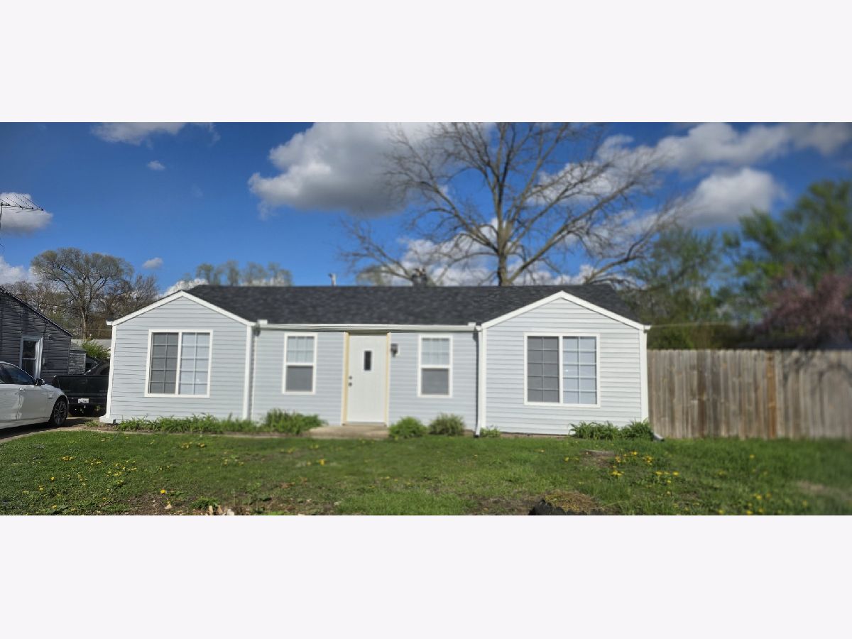 Homes For Sale Moecherville Aurora Illinois, 522 Sumner Avenue