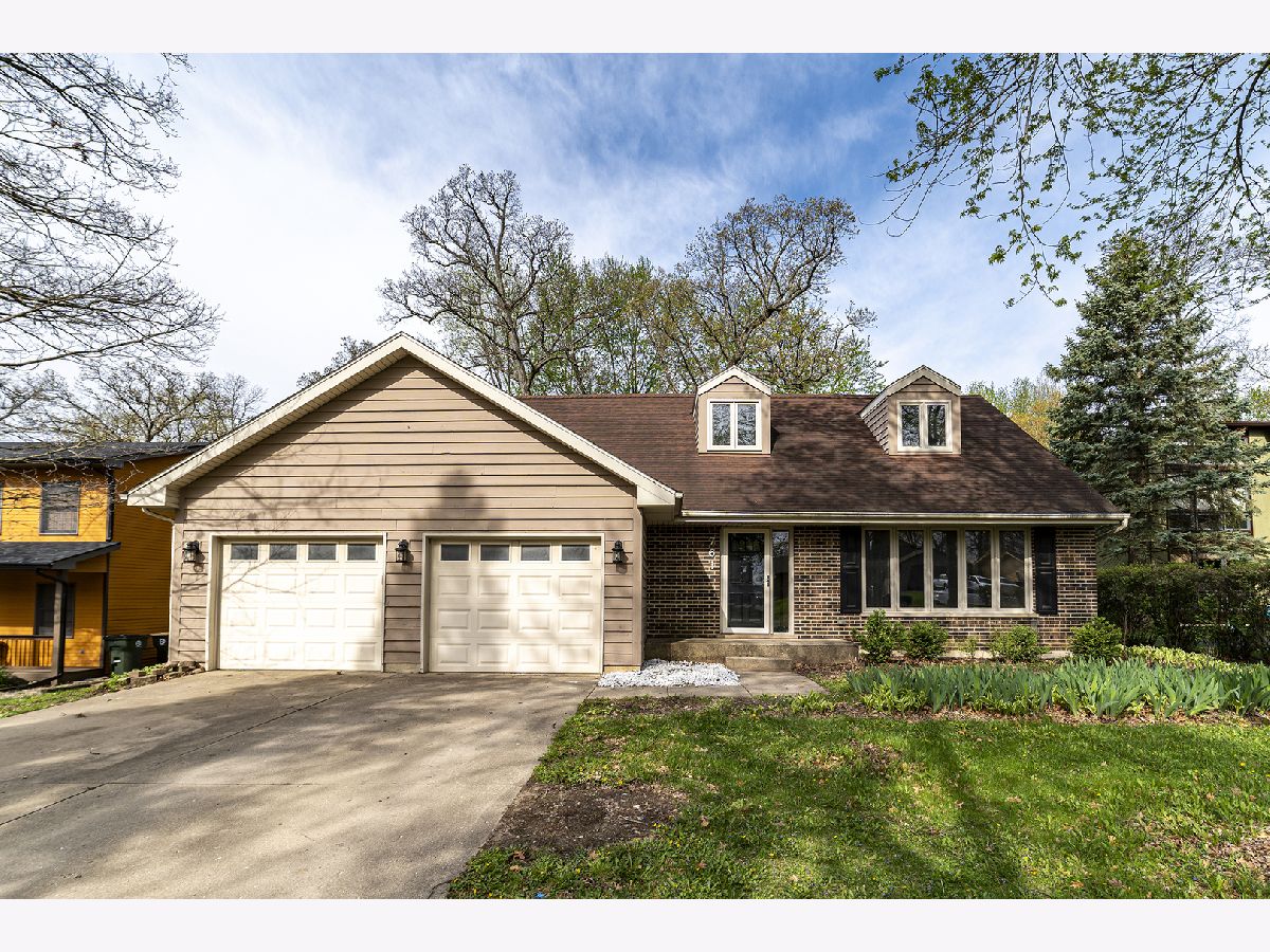 Homes For Sale Lake Holiday Lake Holiday Illinois, 761 Cynthia Drive