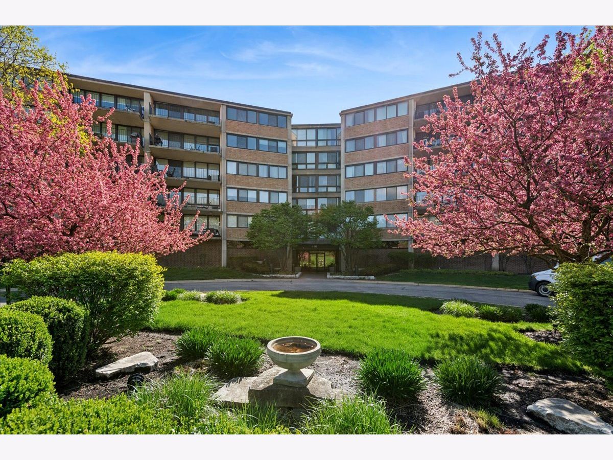  For Sale Schaumburg Illinois, 101 Bar Harbour Road