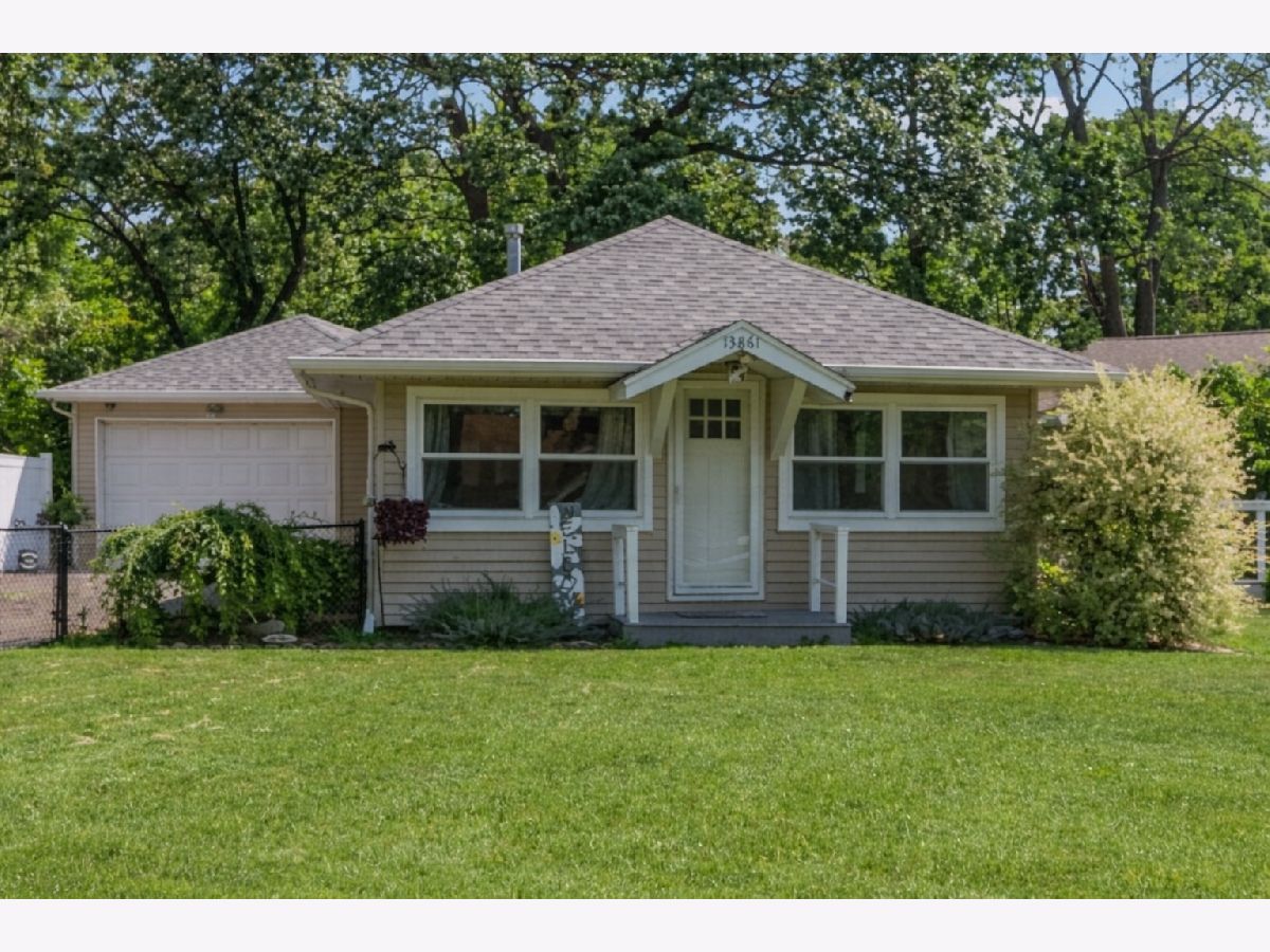  For Sale Cedar Lake Indiana, 13861 Butternut Street