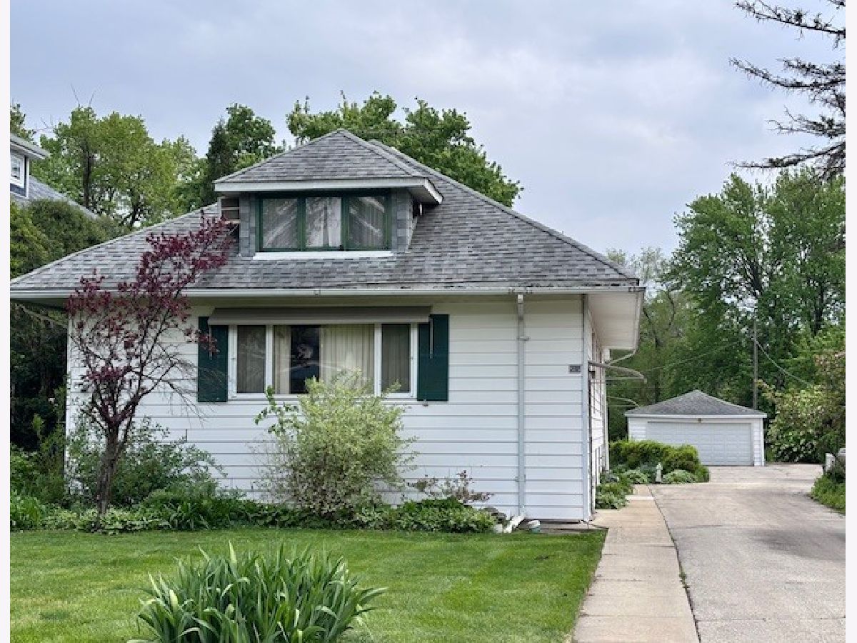  For Sale Riverside Illinois, 377 Blackhawk Road