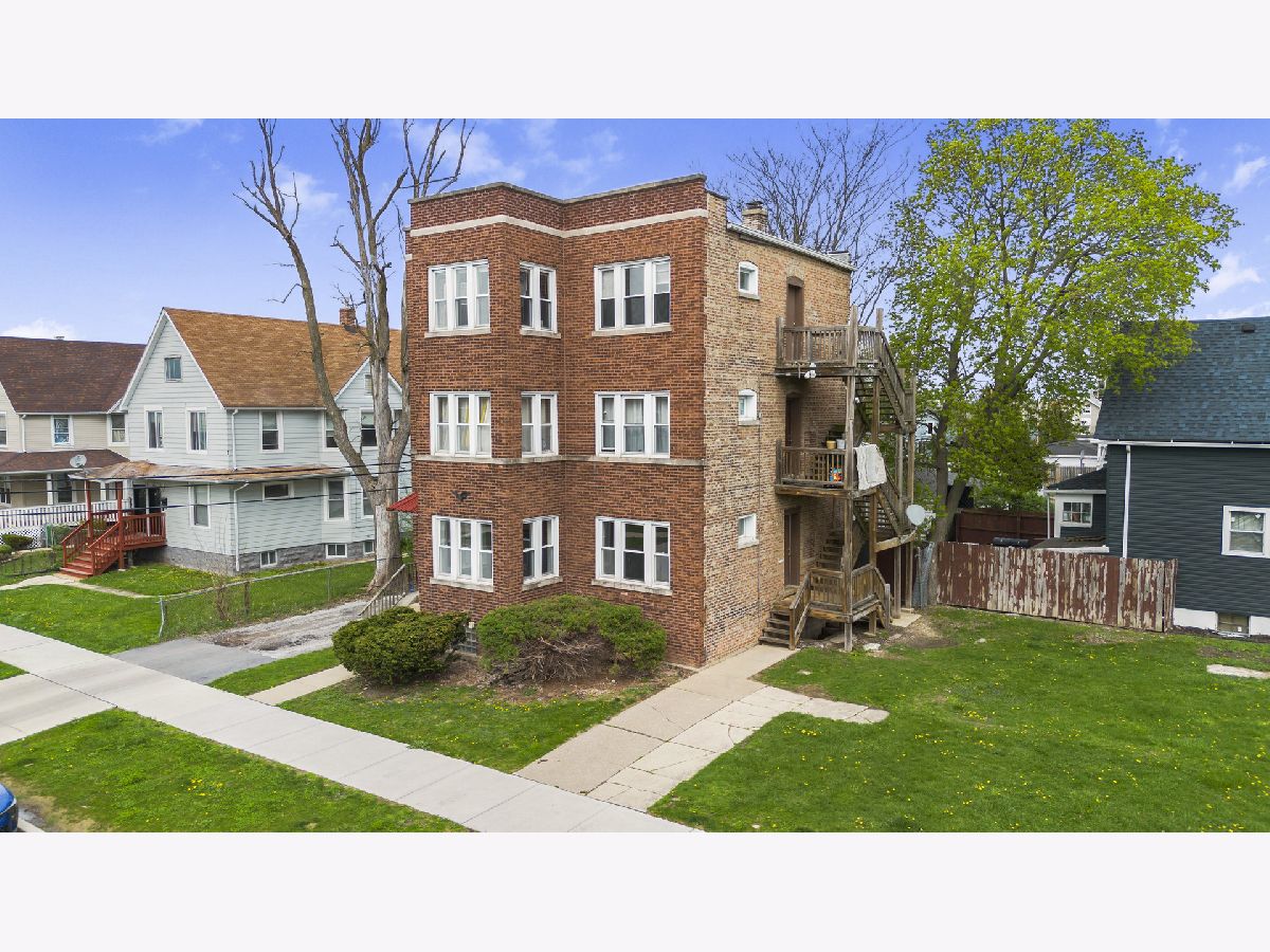  For Sale Chicago Heights Illinois, 1665 Aberdeen Street