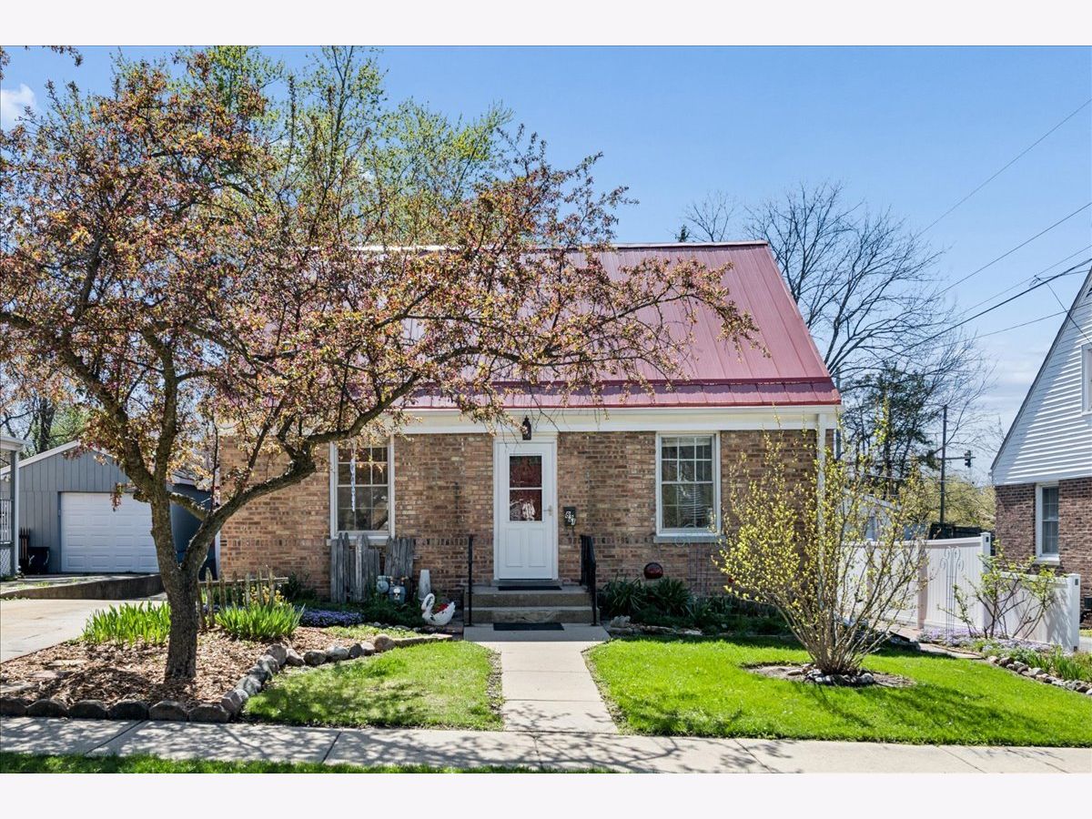  For Sale Dekalb Illinois, 821 5th Street