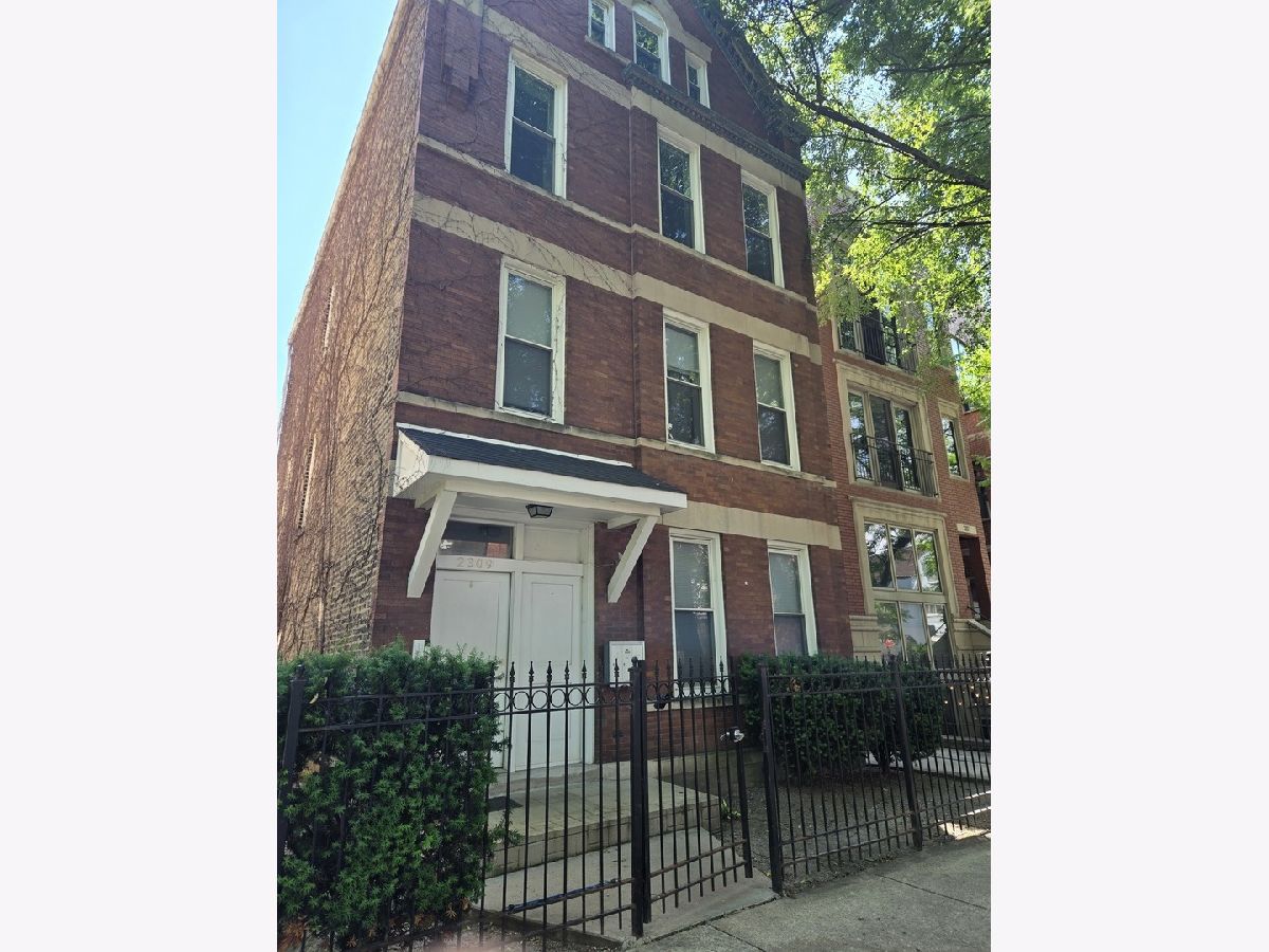  For Rent Chicago Illinois, 2309 Leavitt