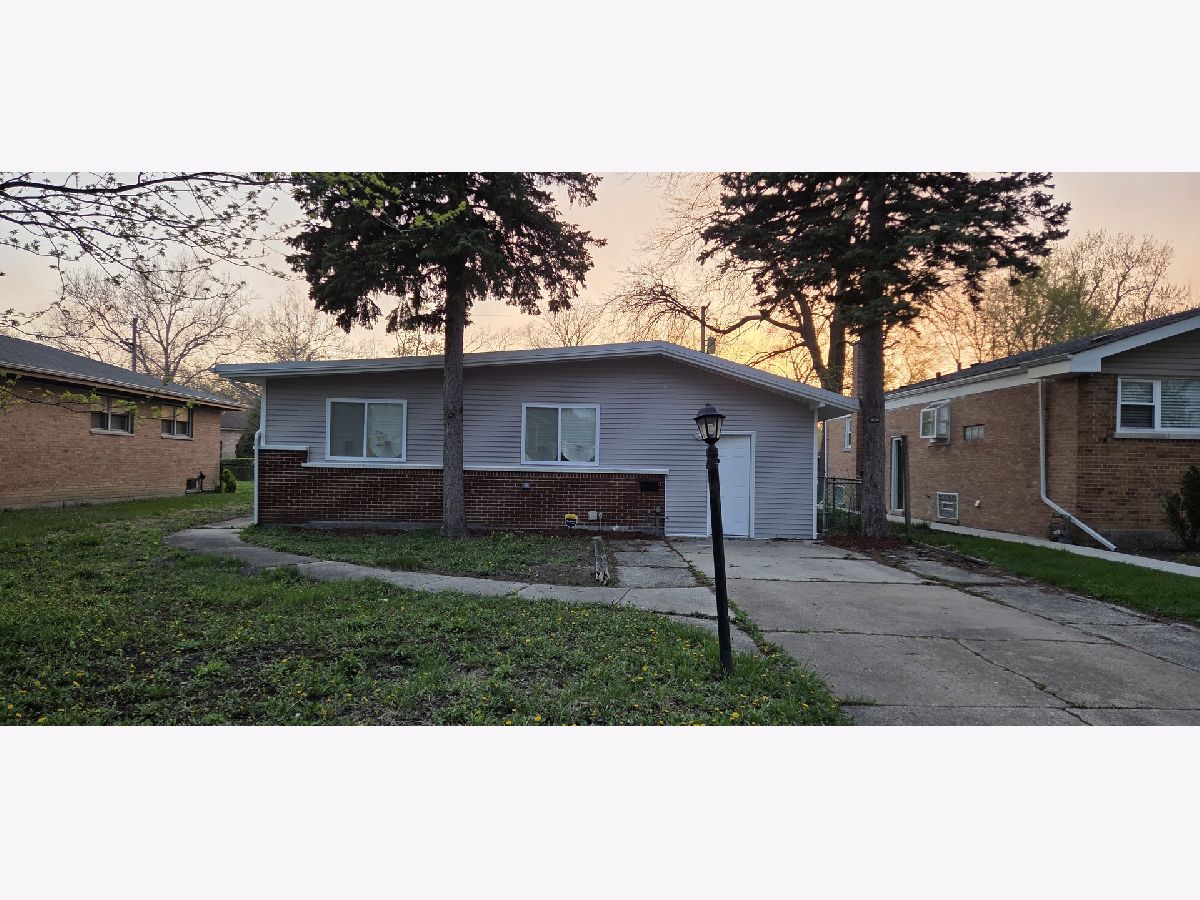 For Sale Harvey Illinois, 14448 Peoria Street