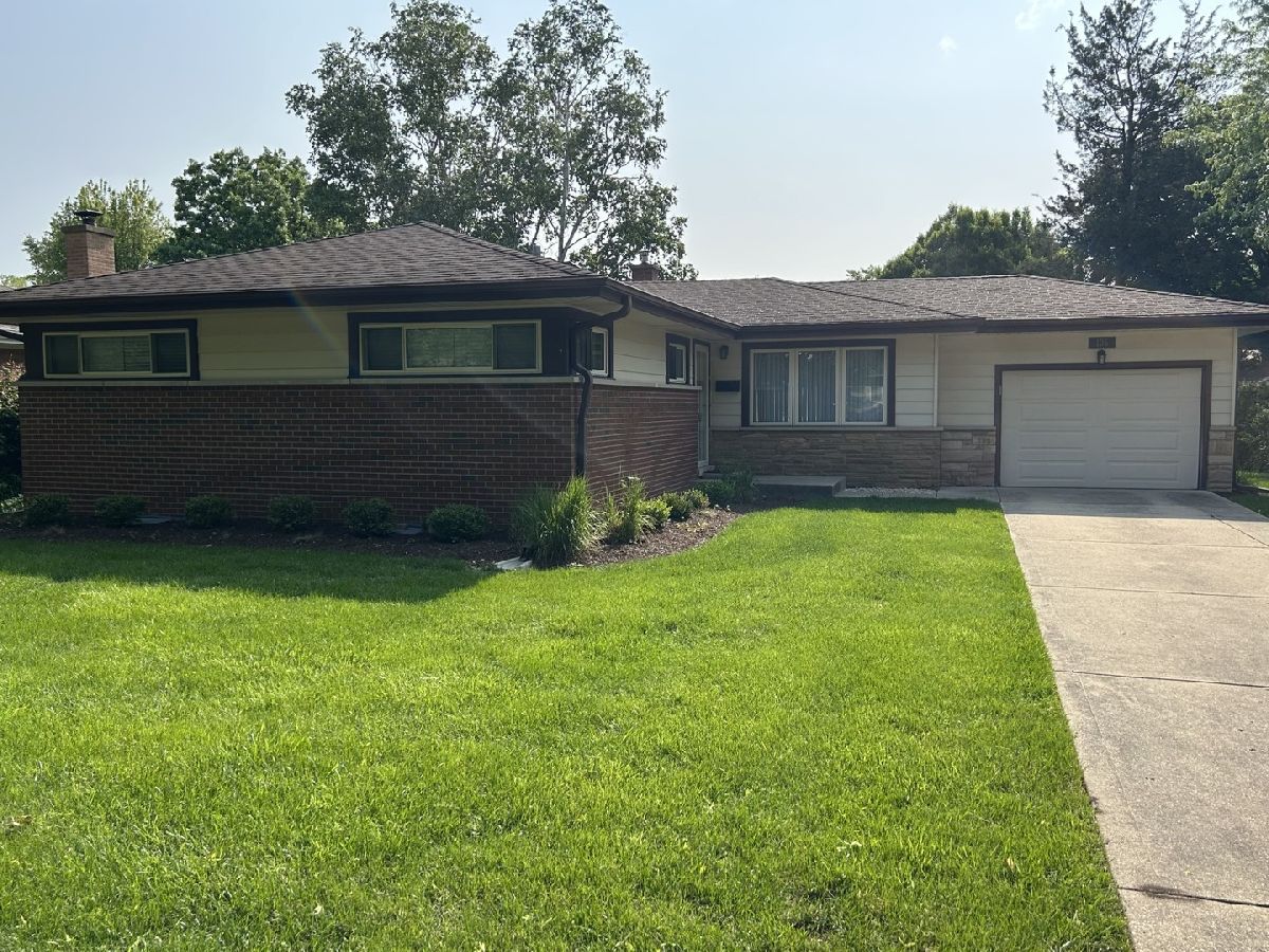  For Rent Arlington Heights Illinois, 105 Phelps