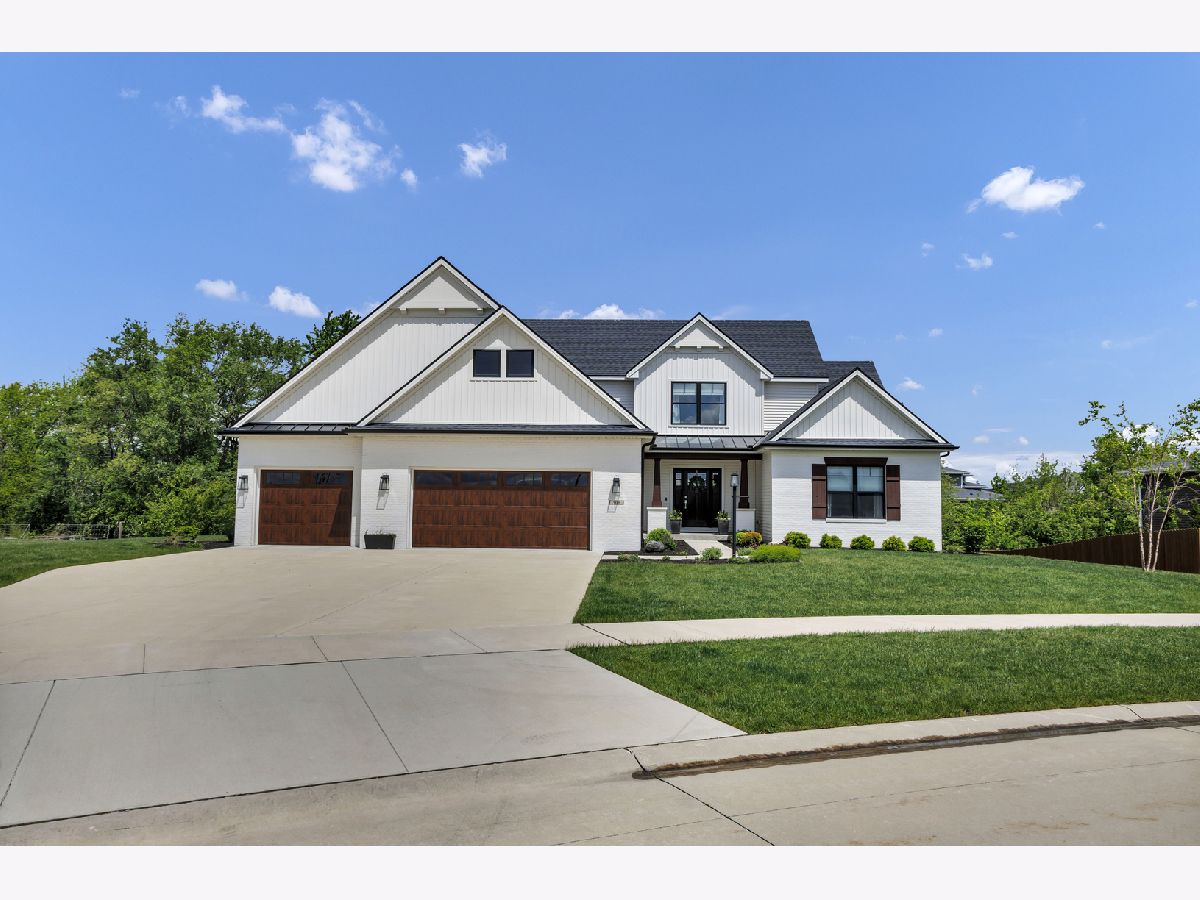  For Sale Savoy Illinois, 506 Silver Lake Court