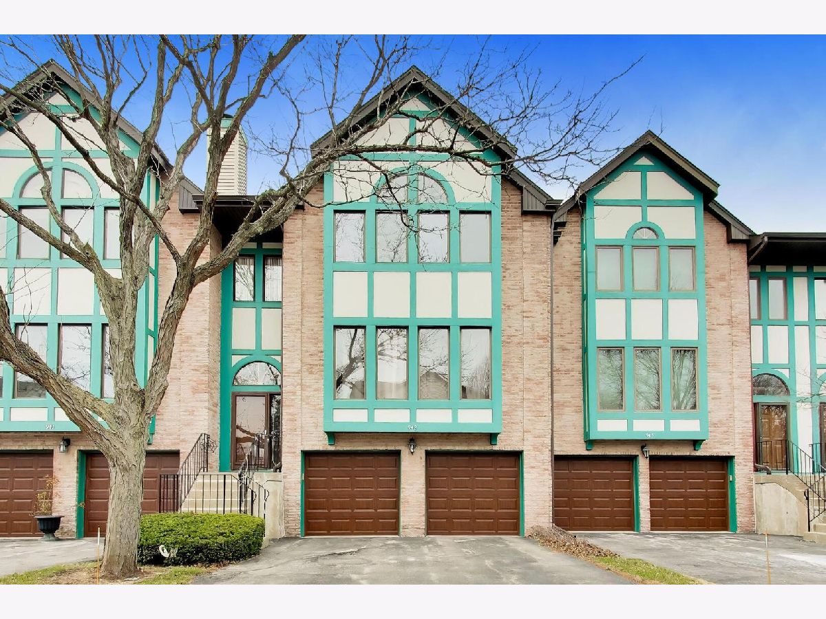 Townhomes For Rent Huntington Square Arlington Heights Illinois, 943 Essex