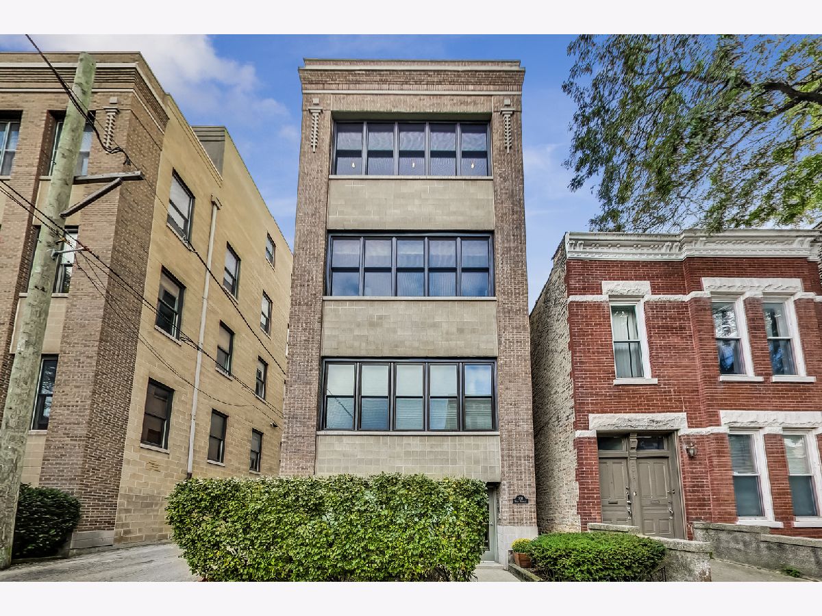  For Sale Chicago Illinois, 2011 Wabansia Avenue