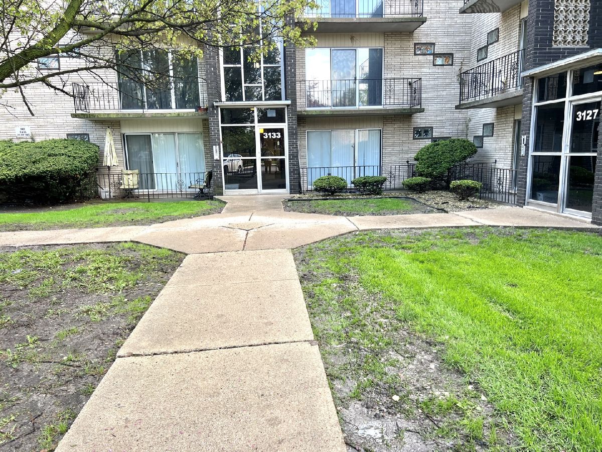  For Sale Lansing Illinois, 3133 Bernice Road