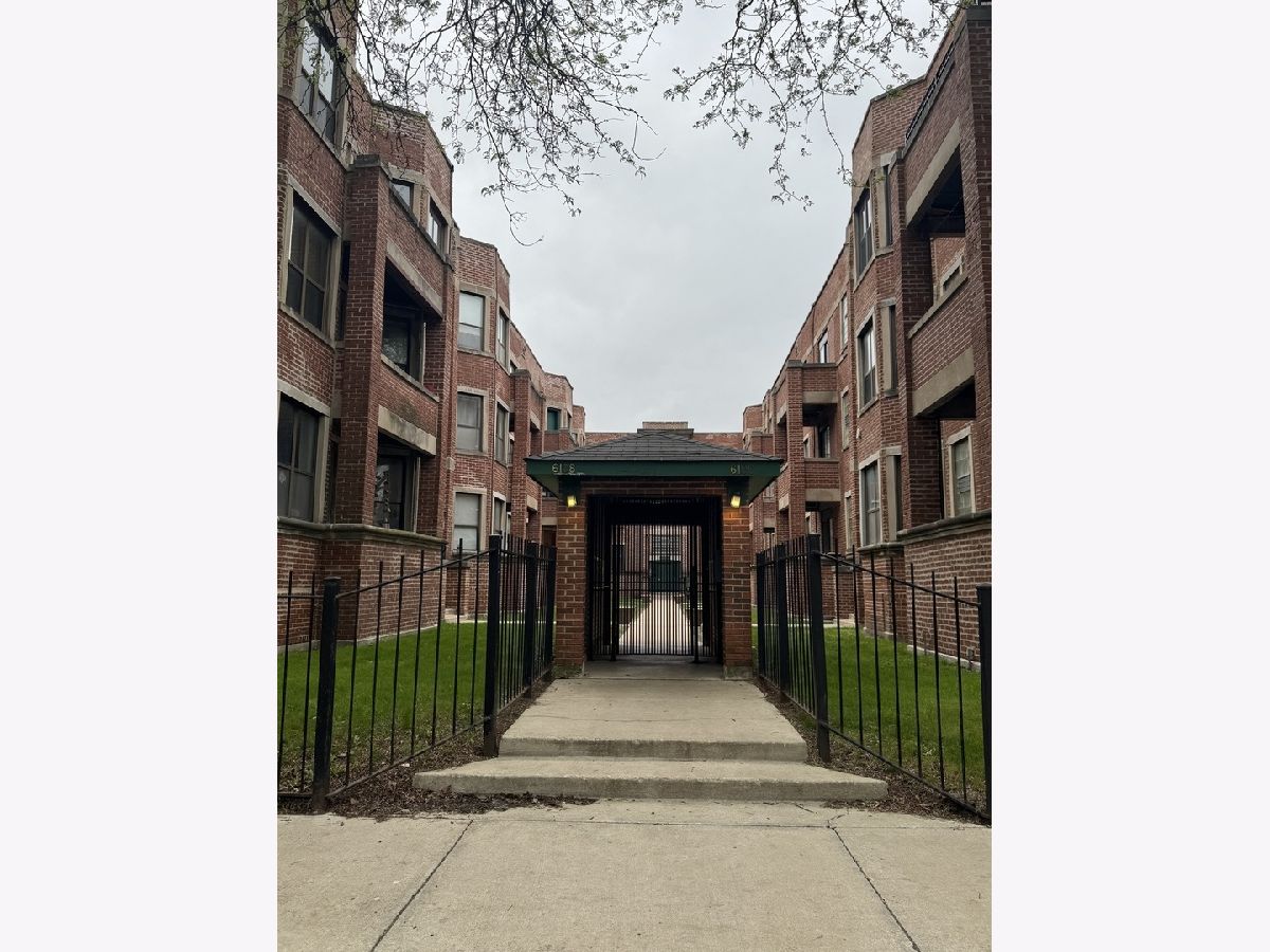 Condominiums Rented Dorchester Green Condos Chicago Illinois, 6108 Dorchester