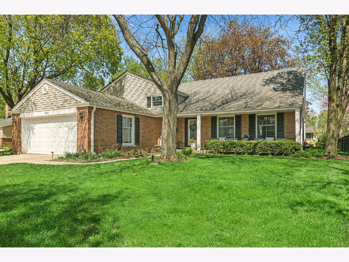  For Sale Arlington Heights Illinois, 106 Pickwick Road