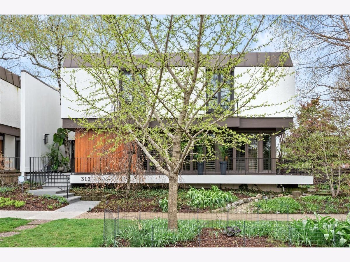  For Sale Evanston Illinois, 312 Barton Avenue
