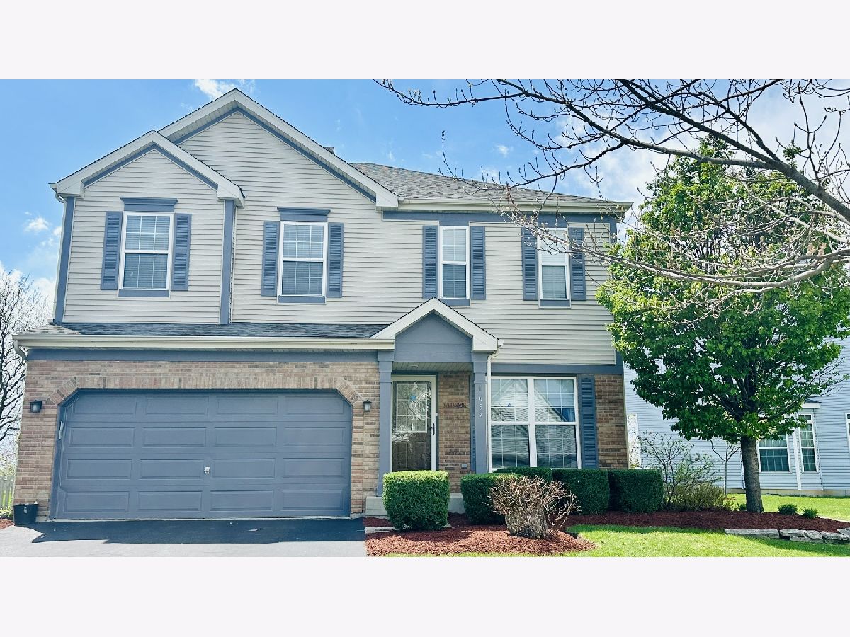  Rented Bolingbrook Illinois, 1637 Trails End