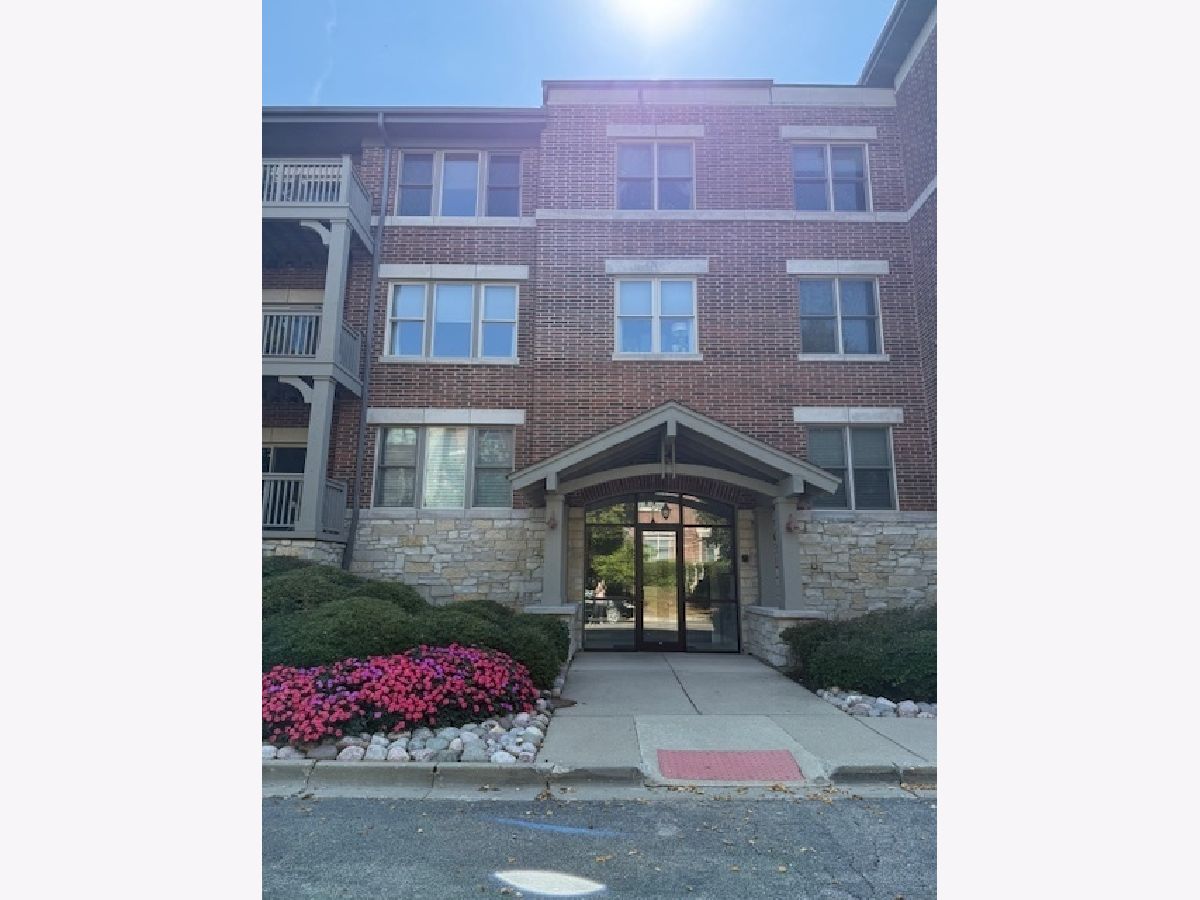  For Sale Bartlett Illinois, 275 Railroad Avenue