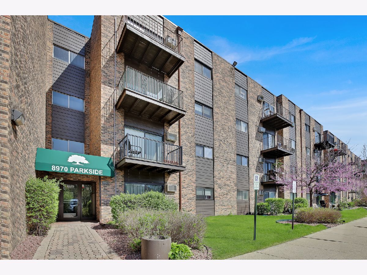  For Rent Des Plaines Illinois, 8970 Parkside