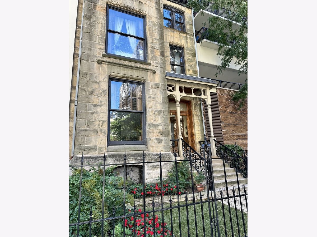  Rented Chicago Illinois, 75 Division