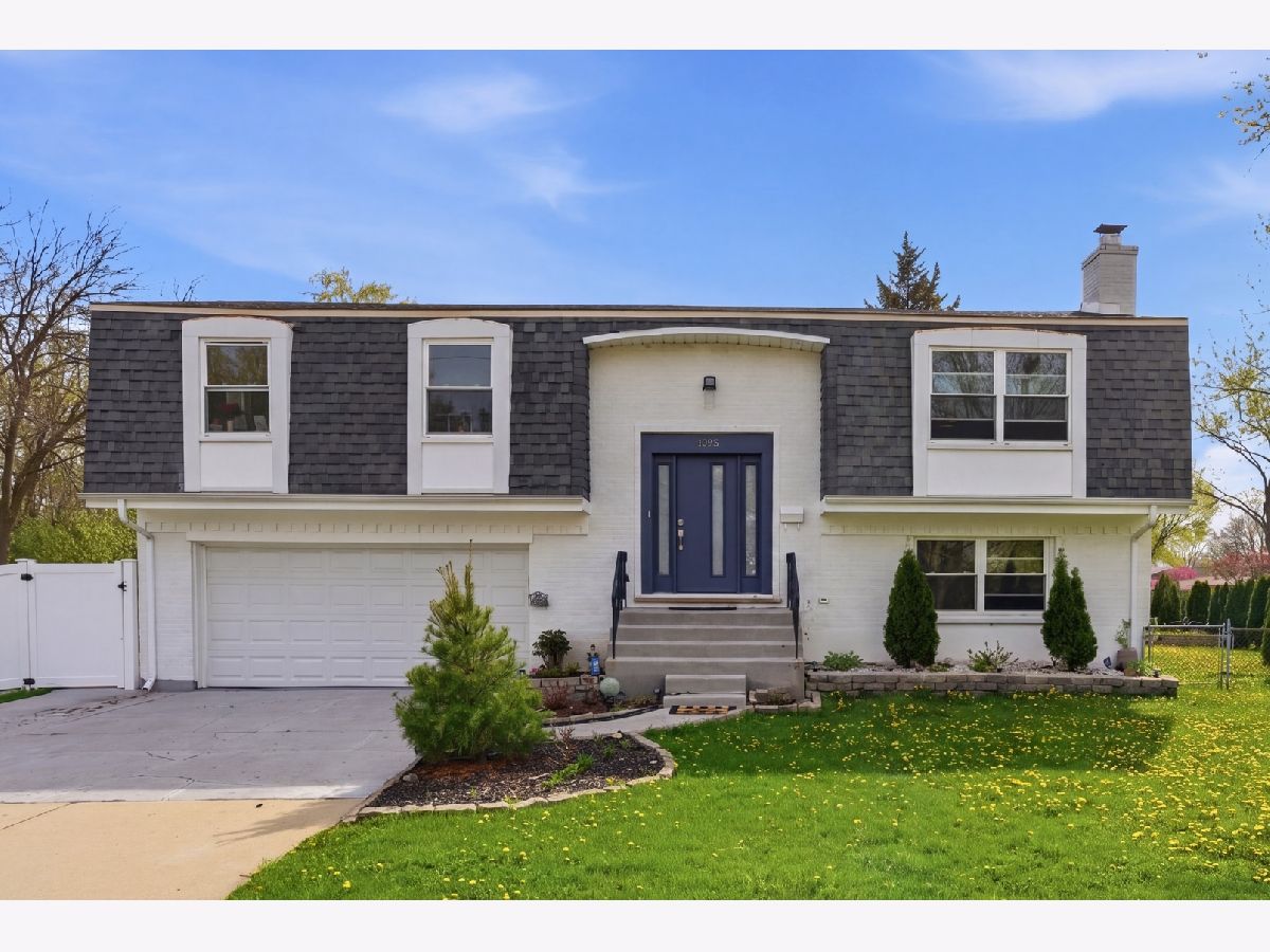  For Sale Palatine Illinois, 1065 Smith Street