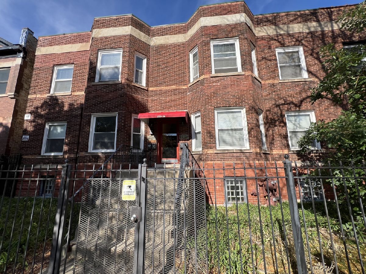  Rented Chicago Illinois, 1336 Farwell