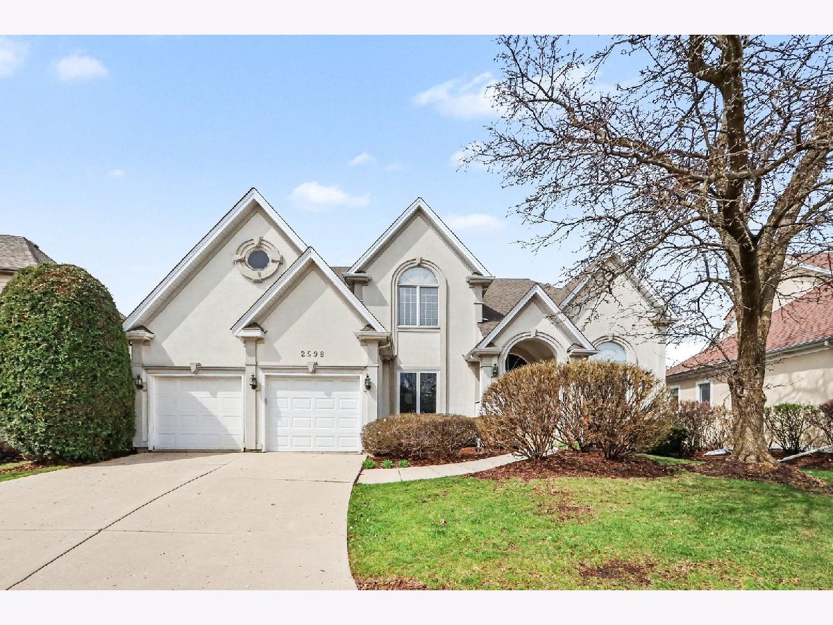 Homes & Townhomes & Condos For Sale Stonebridge Aurora Illinois, 2598 Chasewood Court