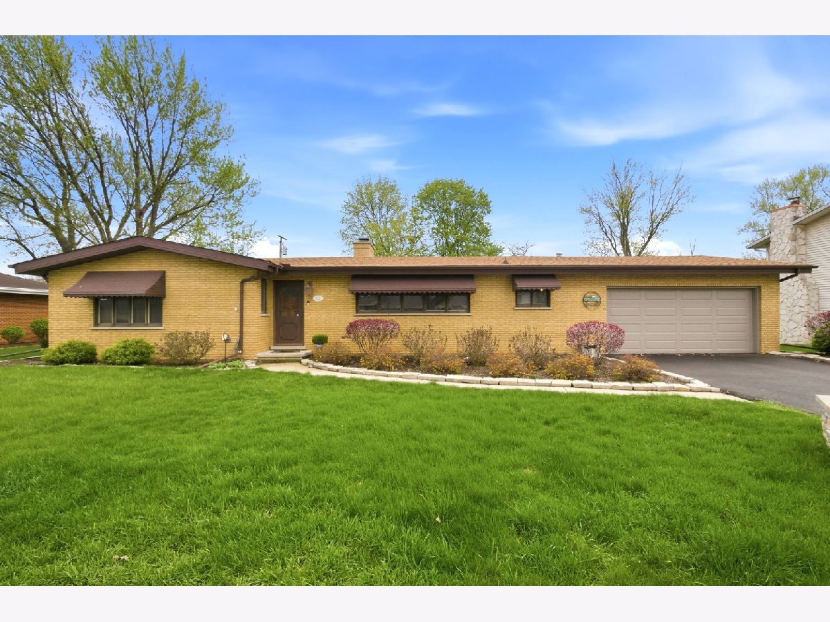  For Sale Beecher Illinois, 422 Miller Street