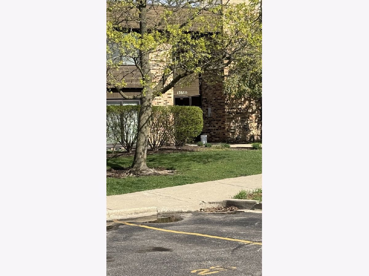  For Sale Palatine Illinois, 1365 Sterling Avenue