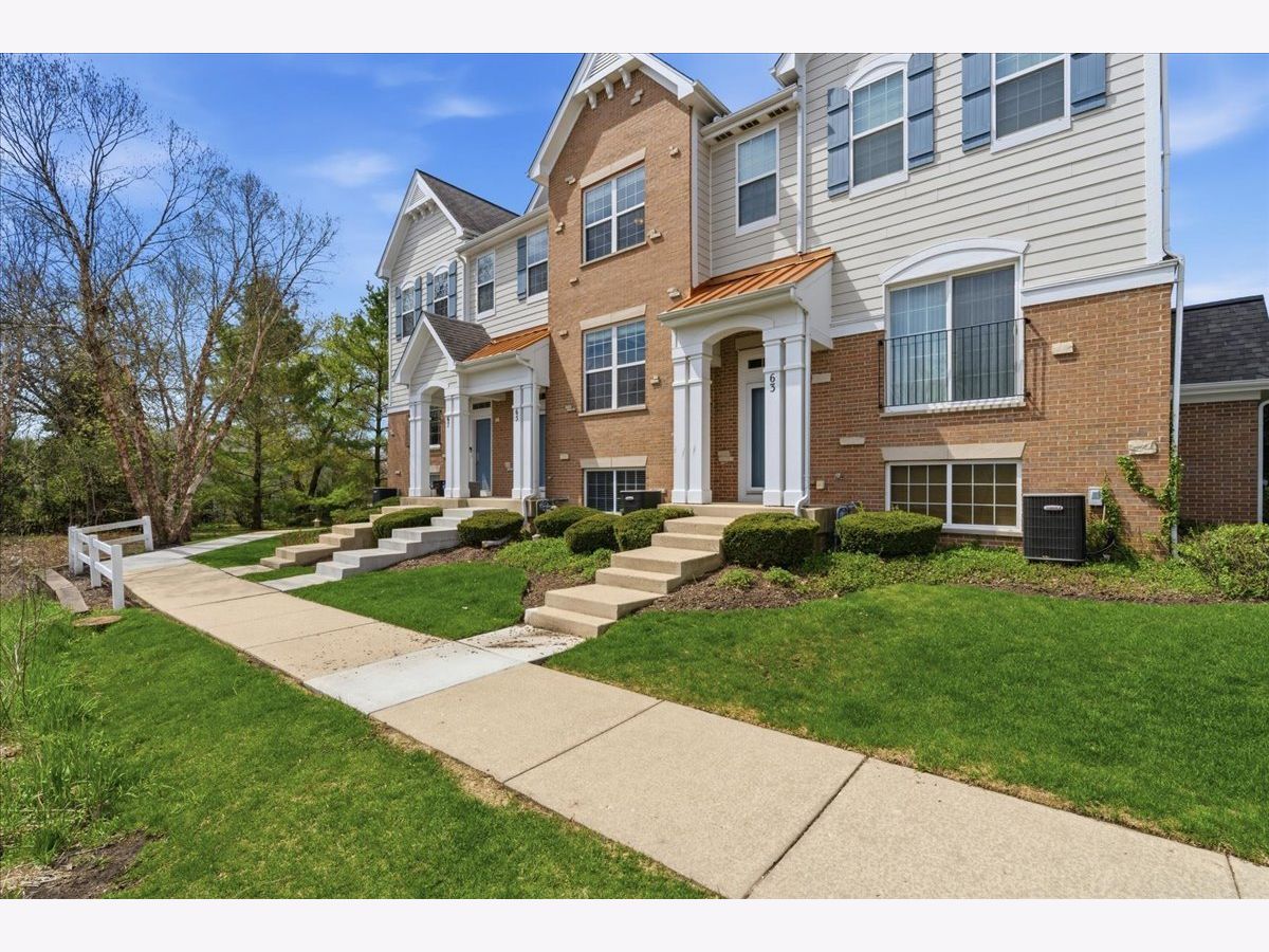  For Sale Lake Zurich Illinois, 65 Arcadia Lane