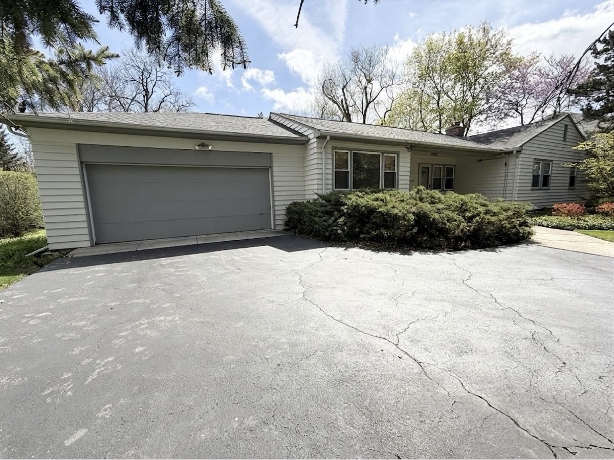  For Sale Deerfield Illinois, 1533 Crabtree Lane