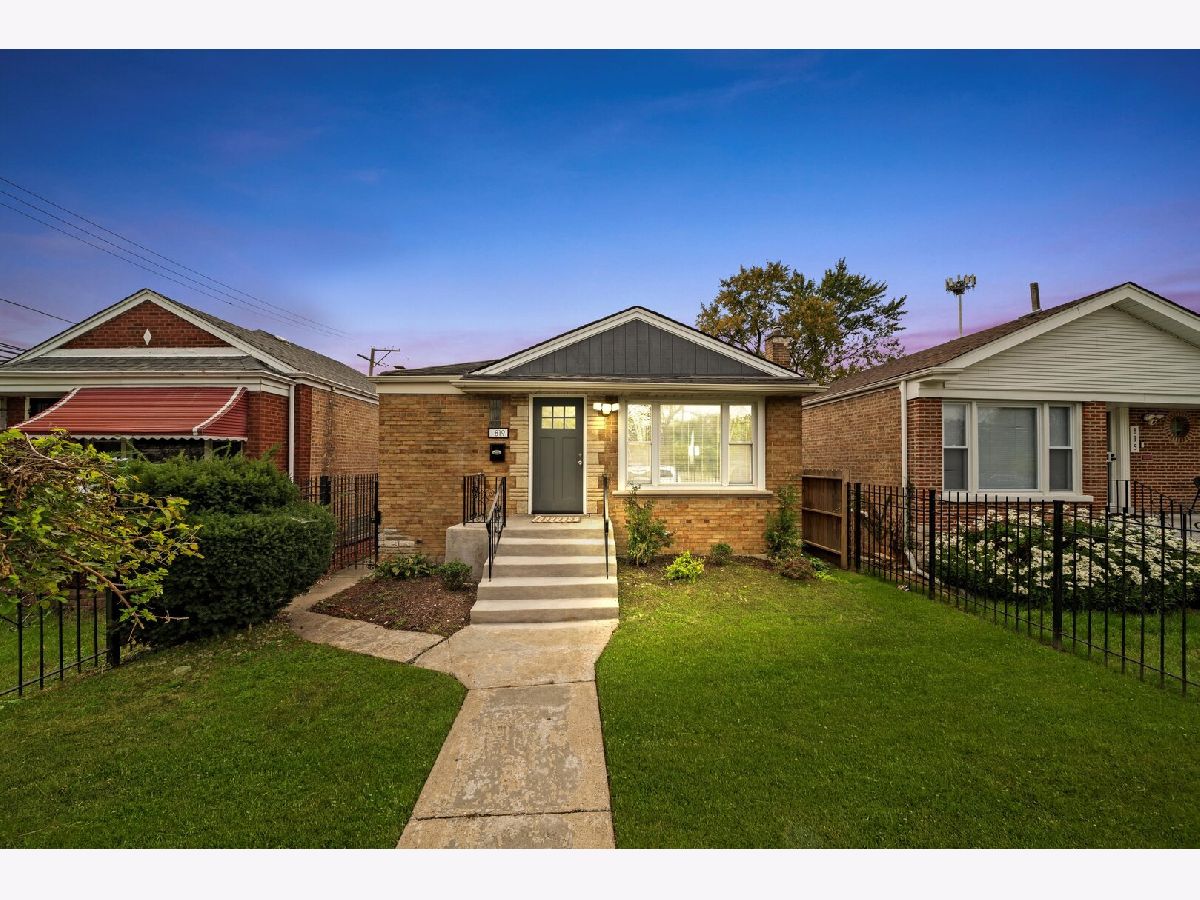  For Sale Chicago Illinois, 819 98th Place