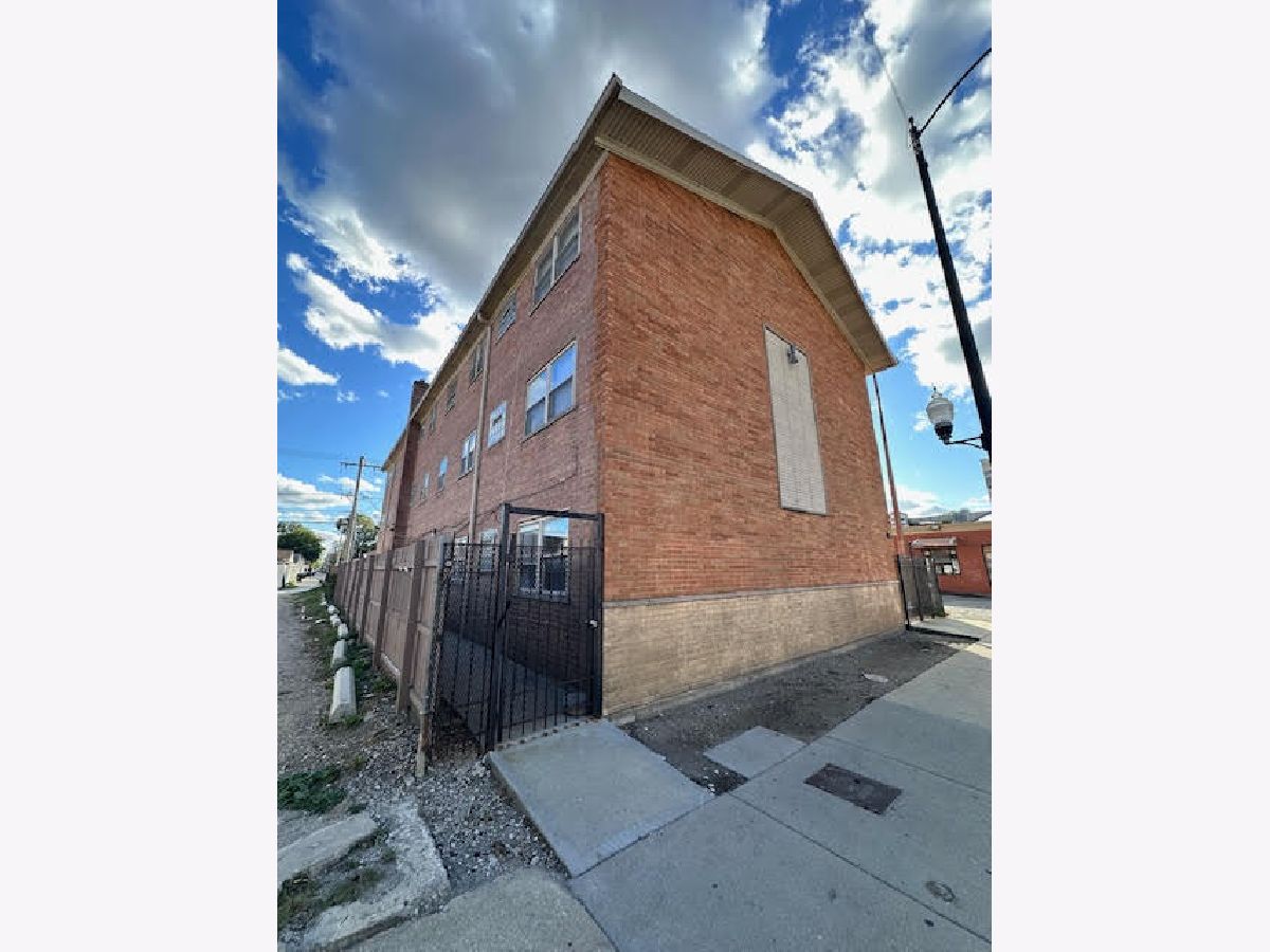  Rented Chicago Illinois, 2747 59th