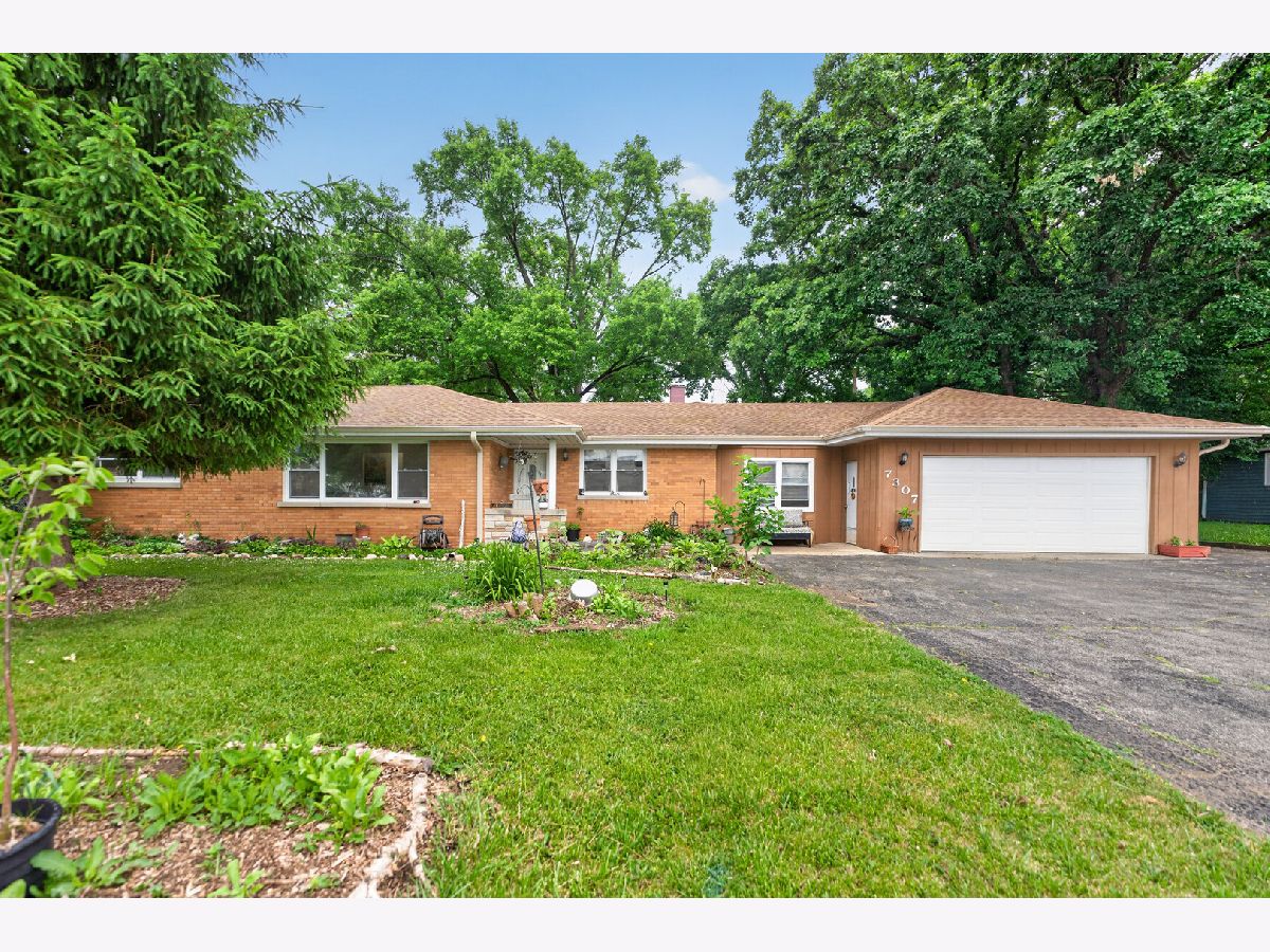  For Sale Palos Heights Illinois, 7307 College Drive