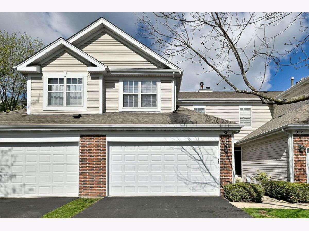  For Sale Grayslake Illinois, 920 Highgate Lane