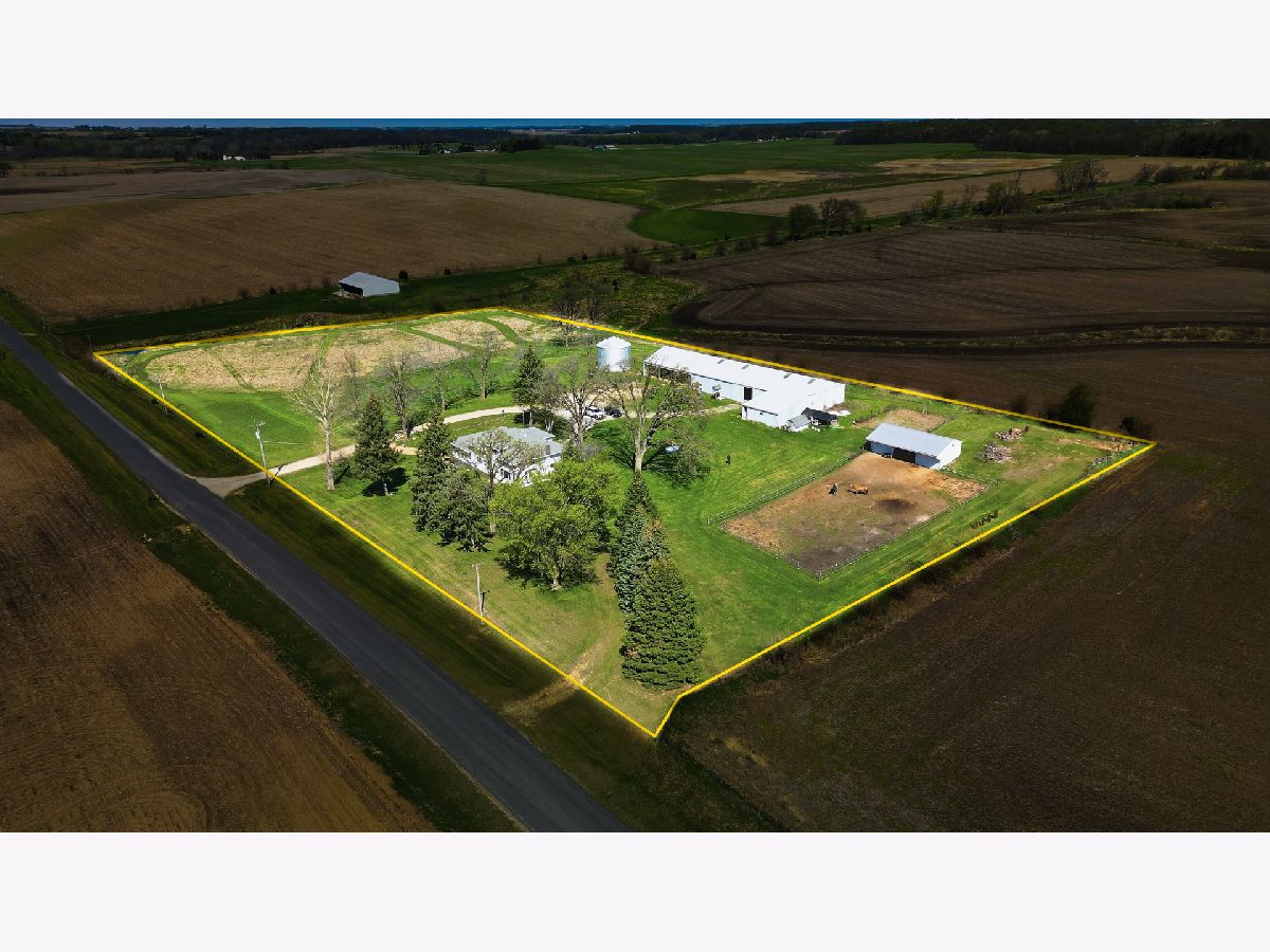  For Sale Morrison Illinois, 17870 Clover Road