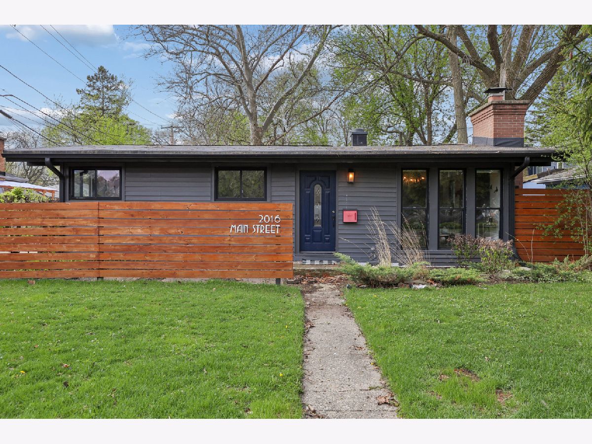  For Sale Evanston Illinois, 2016 Main Street