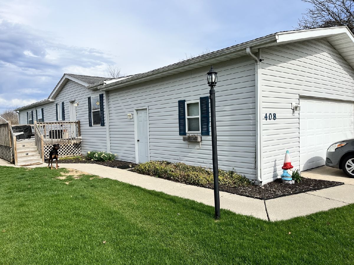 Subdivision For Sale Greenview Estates Belvidere Illinois, 408 Wood Lane