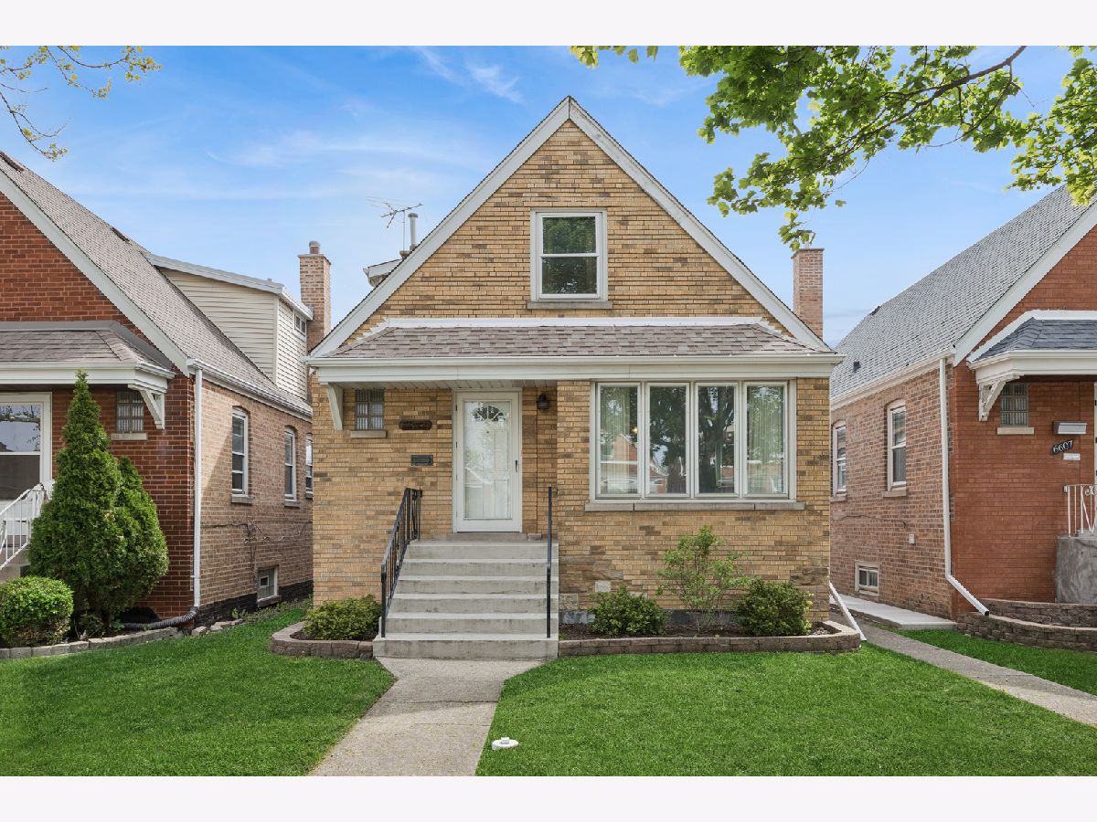  For Sale Chicago Illinois, 6605 Kolin Avenue