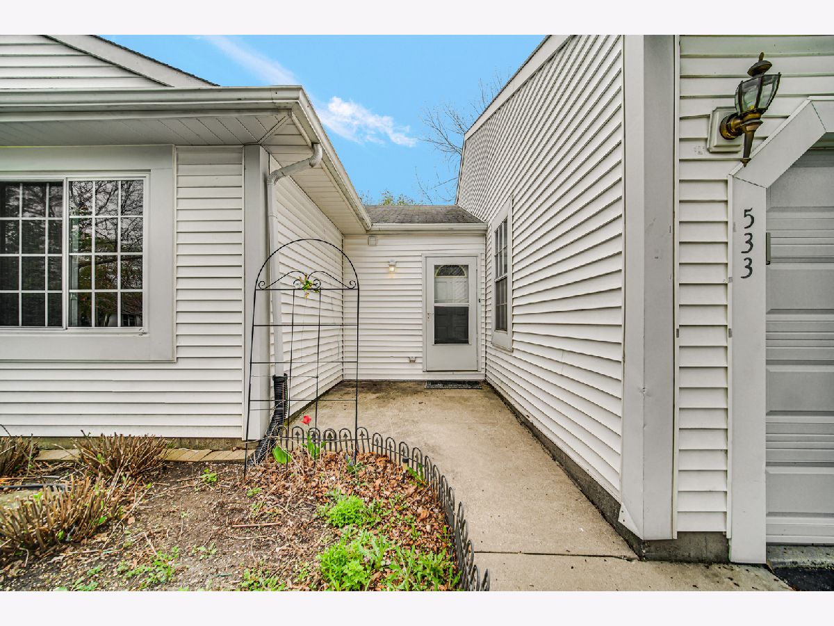  For Rent Buffalo Grove Illinois, 533 Lyon