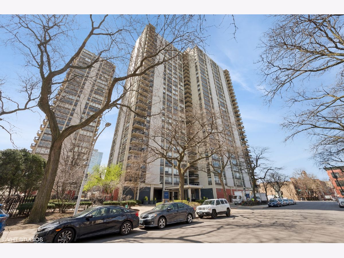  For Rent Chicago Illinois, 1360 Sandburg