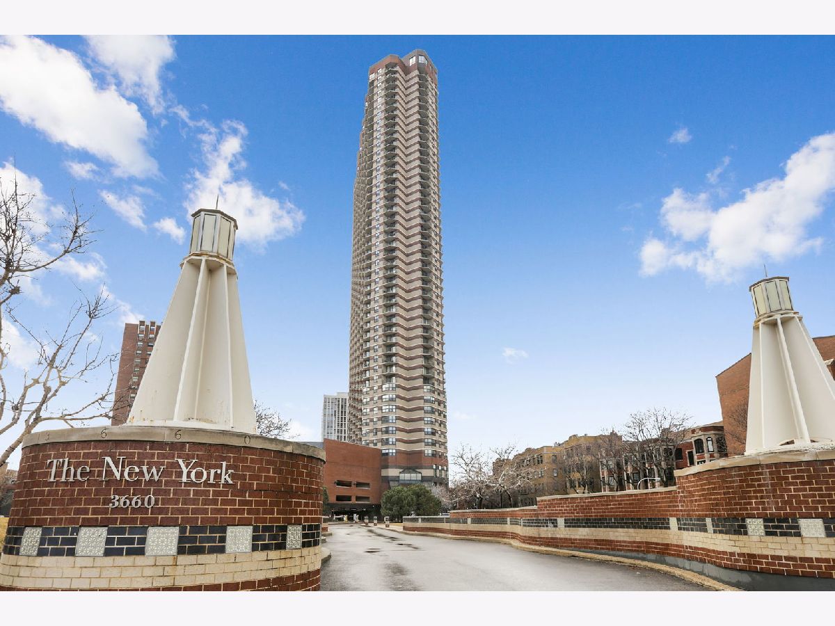  For Sale Chicago Illinois, 3660 Lake Shore Drive