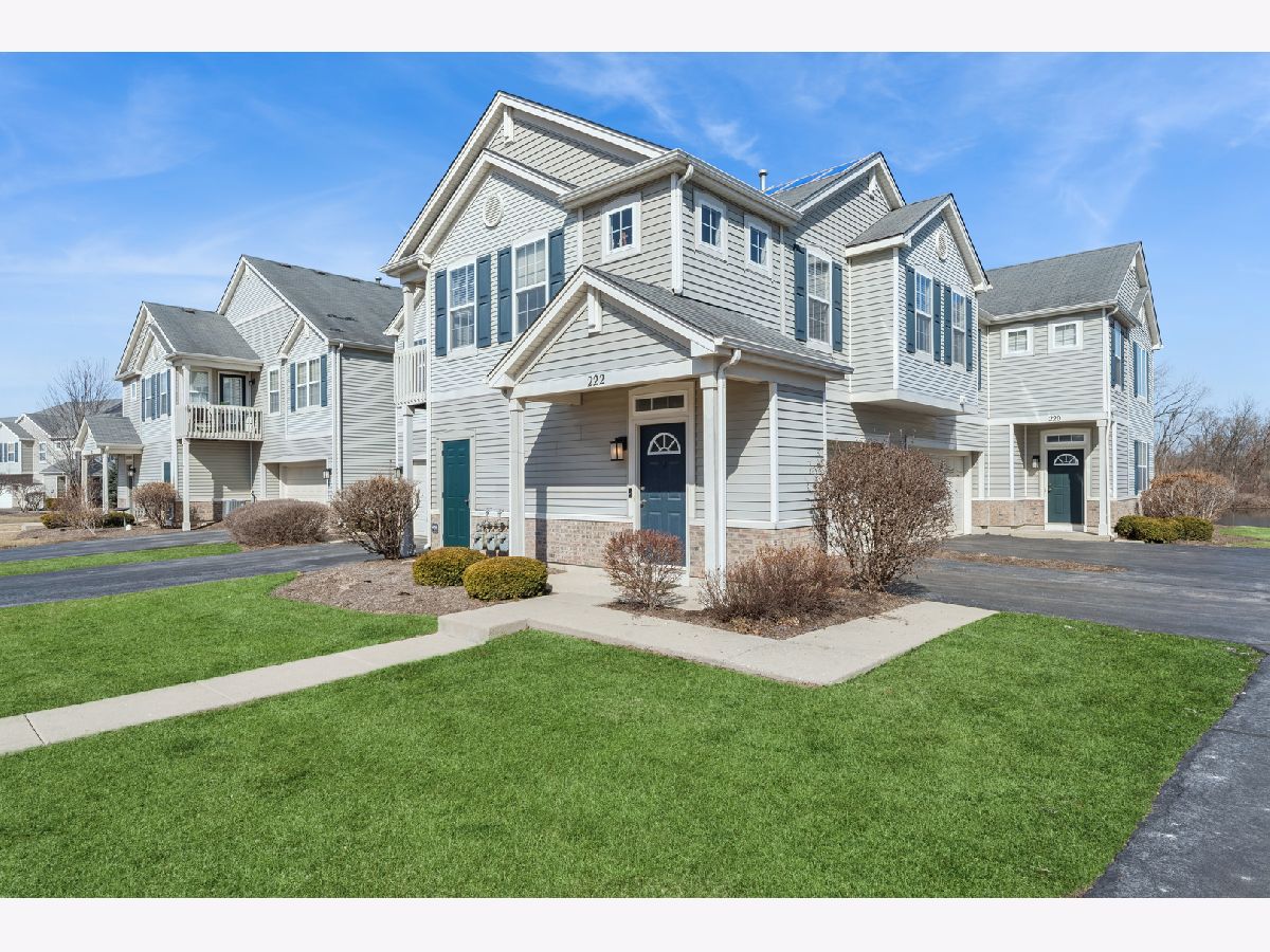  For Sale Lakemoor Illinois, 222 Bakers Drive