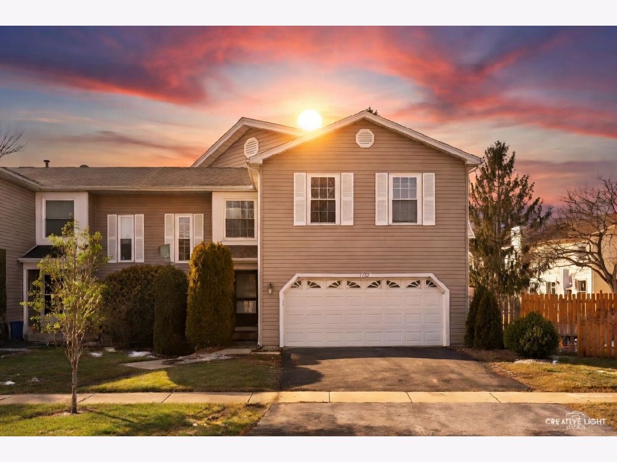  For Sale Schaumburg Illinois, 1102 Southbridge Lane