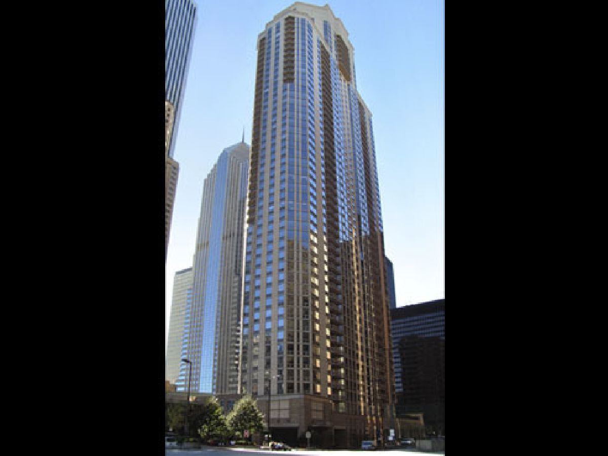  For Rent Chicago Illinois, 222 Columbus