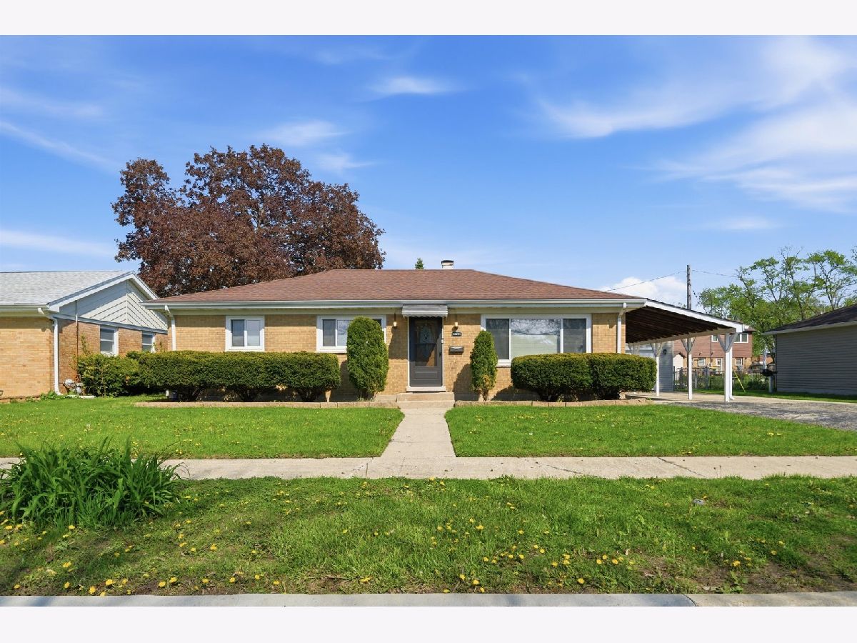  For Sale Chicago Ridge Illinois, 10817 Mason Avenue