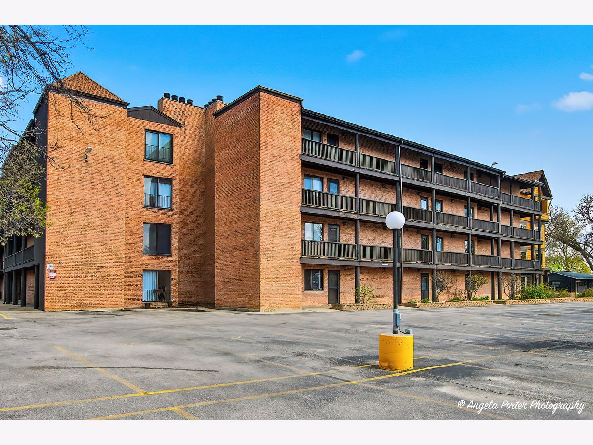  For Sale Wauconda Illinois, 460 Main Street