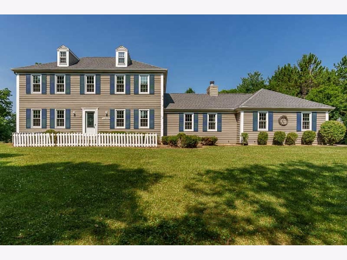  For Sale Roscoe Illinois, 12002 South Gate