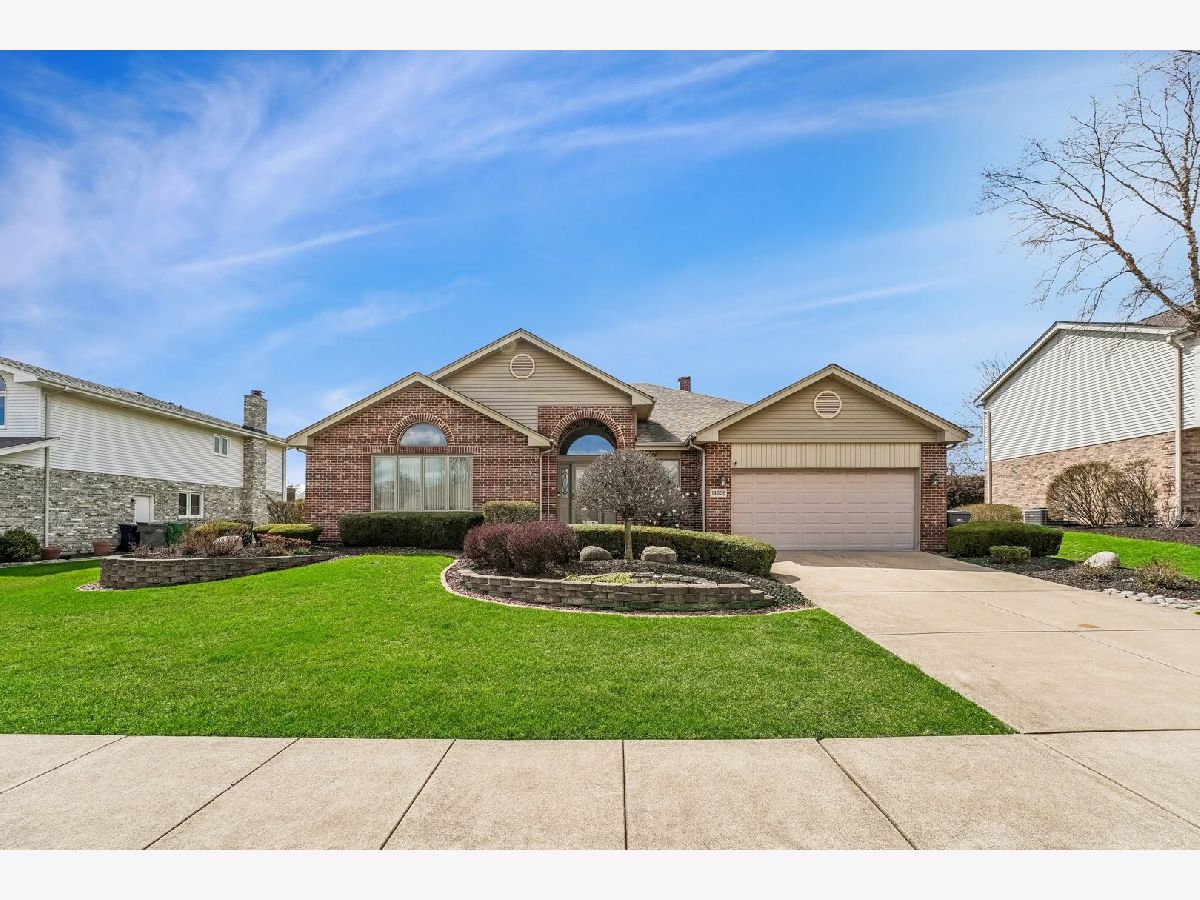  For Sale Orland Park Illinois, 14006 Camden Drive