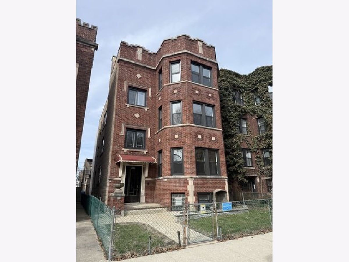  Rented Chicago Illinois, 6246 Oakley