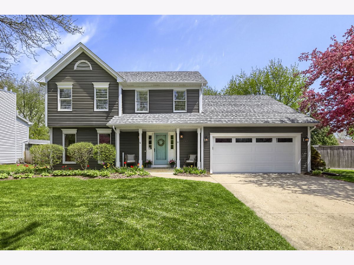  For Sale Geneva Illinois, 227 Cambridge Drive