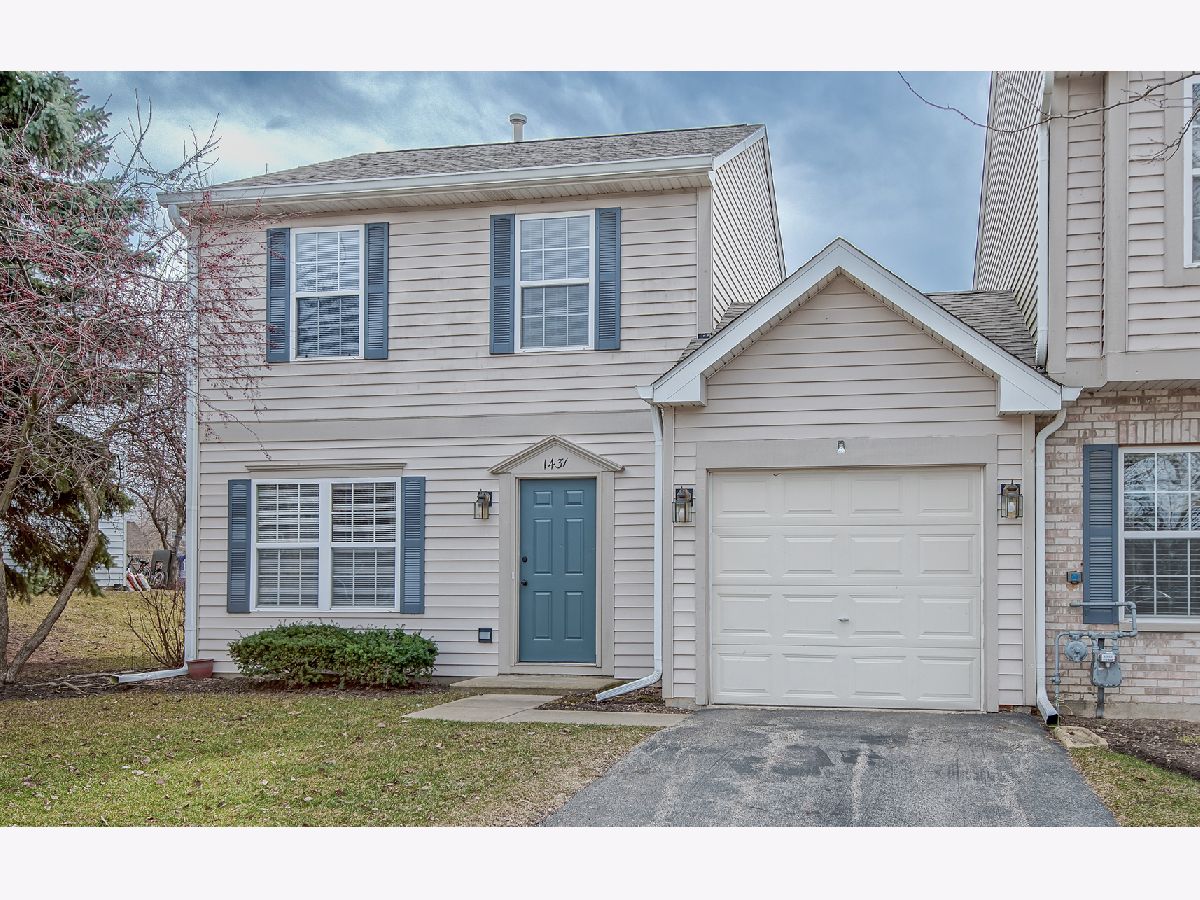  For Rent Round Lake Beach Illinois, 1431 Split Oak