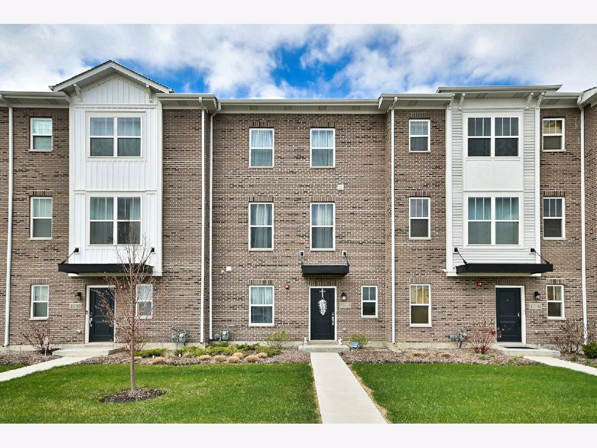 Condos & Townhomes For Sale Halston Market Des Plaines Illinois, 1538 Times Drive